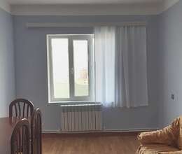 Kirayə verilir Köhnə tikili, 70m², 3-Otaqlı