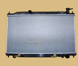 Nissan Teana 2005 (2.4L) – Su Radiatoru (21460-9Y000, Orijinal Keyfiyyət)