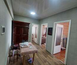 Satılır Köhnə tikili, 52m², 2-Otaqlı