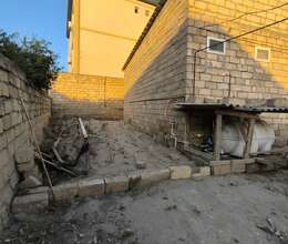 Masazırda 5 Sot Torpaq Və Otaqlı Həyət Evi 