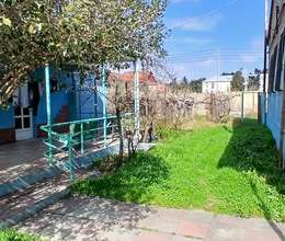 Satılır 5 otaqlı həyət evi/bağ evi Bakixanov q.