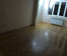 Satılır Köhnə tikili, 80m², 3-Otaqlı