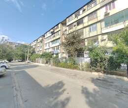 Satılır Köhnə tikili, 60m², 2-Otaqlı