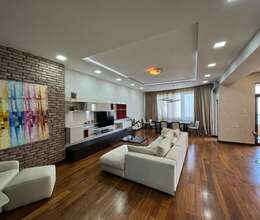 Satılır Yeni tikili, 200m², 4-Otaqlı