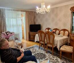 Kooperasiya universitetinin yanında 3 otaqlı mənzil