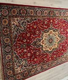 İşlənmiş qədimi xalça