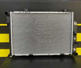 Mercedes C-Class  W202  Su Radiatoru
