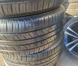 Dunlop grantrek 275 50 21 lexsus