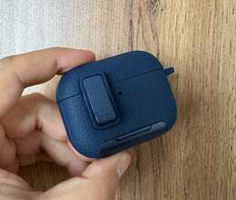 "Apple AirPods Pro 3 Navy Blue"