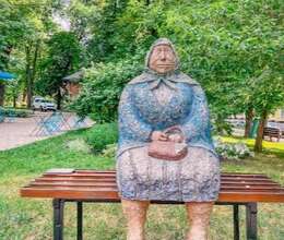 Parklarda Skameykaların və Yelləncəklərin Quraşdırılması