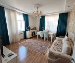 Əhmədli Neapol dairəsində 3 otaqlı əla mənzil