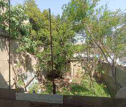 Torpaq+qarqj icinde.