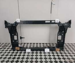 "Kia Sportage 2023" radiator paneli