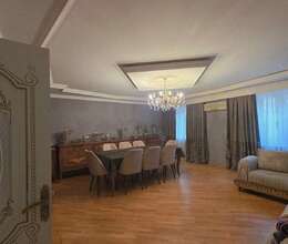 Satılır Köhnə tikili, 80m², 3-Otaqlı