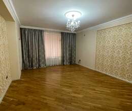 8ci kilometr qəsəbəsində 3 otaqlı əla mənzil