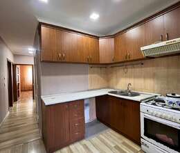 Satılır Köhnə tikili, 80m², 3-Otaqlı