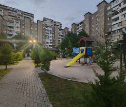 Satılır Köhnə tikili, 80m², 3-Otaqlı