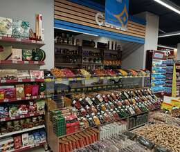 Çərəz şöbəsinə satıcı tələb olunur 