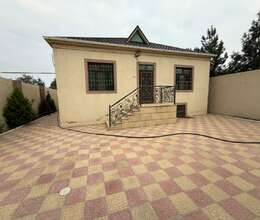 Maştağada yola yaxin ev satılır