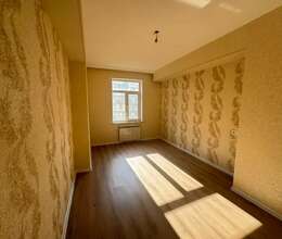 Gəncə Prospektində 3 otaqlı əla mənzil