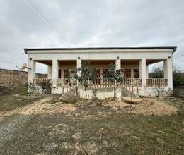 Maştağada yola yaxin ev satılır