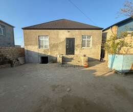 Maştağada yola yaxin ev satılır