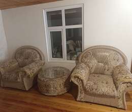 Divan kreslo dəst satılır.