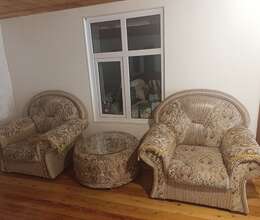 Divan kreslo dəst satılır.