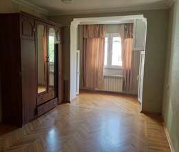 Kirayə verilir Köhnə tikili, 58m², 2-Otaqlı