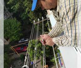 Zivə paltar asılqan 