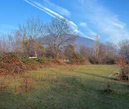 Qebelede torpaq satílír 