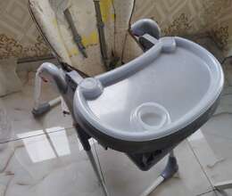 Uşaq yemek oturacağı