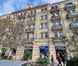 Satılır Köhnə tikili, 60m², 3-Otaqlı