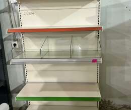 Polka, Vitrin refler