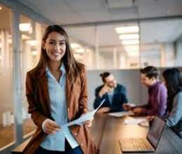 Menecer tələb edilir