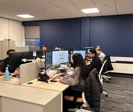 Ofisimizə menecer tələb olunur