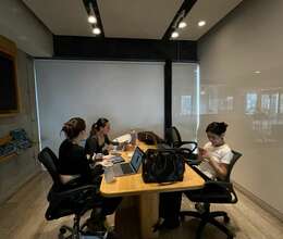 Məlumat meneceri elanı