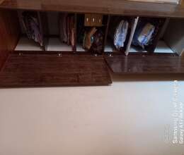 Divara quraşdırılan şkaf 