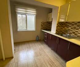 Satılır Köhnə tikili, 80m², 3-Otaqlı