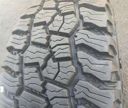 Mickhey thompson baja boss 305 70 18 ate