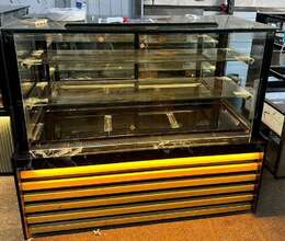 Şirniyyat vitrini soyuducusu satilir