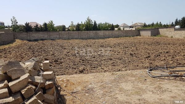 Nardaran Bağlarında 24 Sot Torpaq