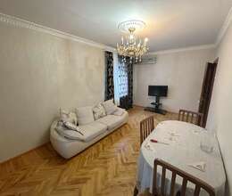 Kirayə verilir Köhnə tikili, 70m², 2-Otaqlı