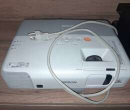 Epson proyektorlar satıram.