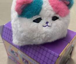 Hissiyatlı Yumuṣaq Piṣik 