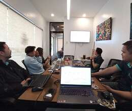 Ofis idarəçiliyi elanı