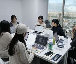 Gənclərə Əməkdaşlıq