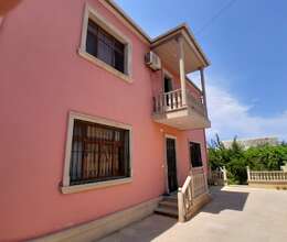 Satış Həyət evi  4 sot, 6 otaq, 220kv.