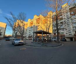 Satılır Köhnə tikili, 40m², 2-Otaqlı