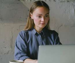 Gənc kadrlar üçün məlumat menecer elanı